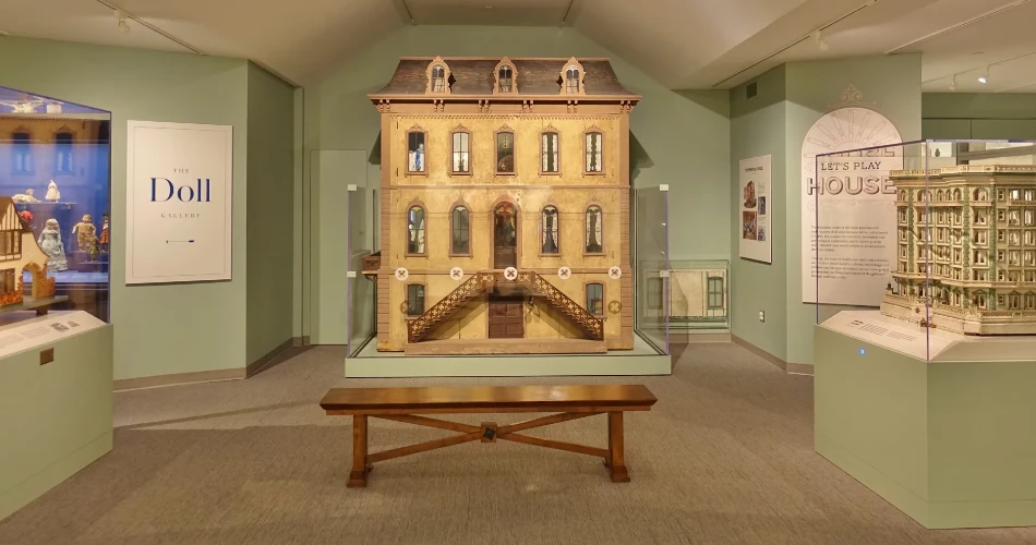 10 Things to Do at the Doll Museums in Ohio